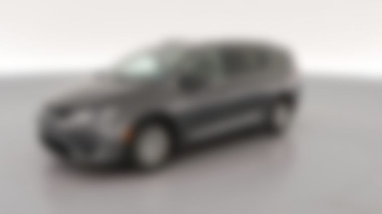 2018 Chrysler Pacifica vehicle photo