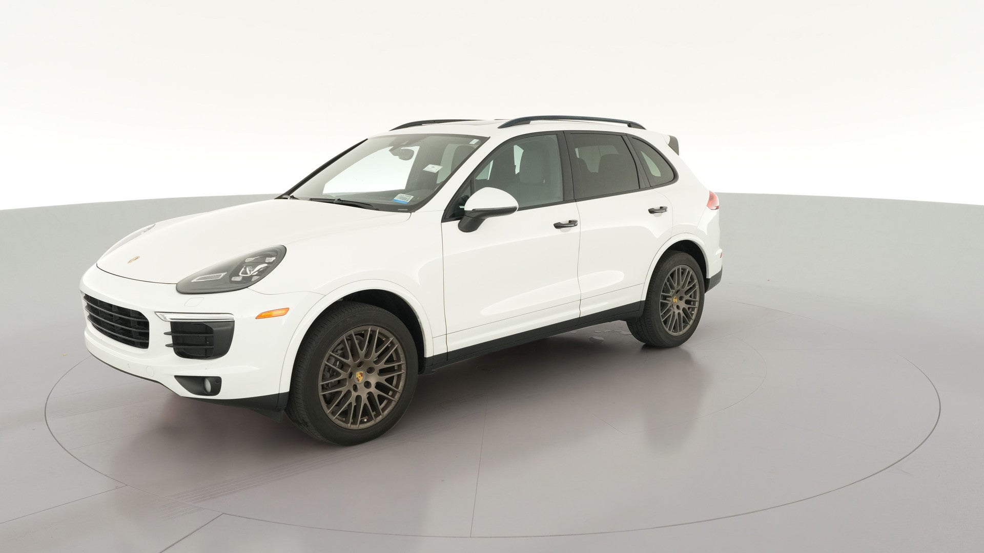 2018 Porsche Cayenne vehicle photo