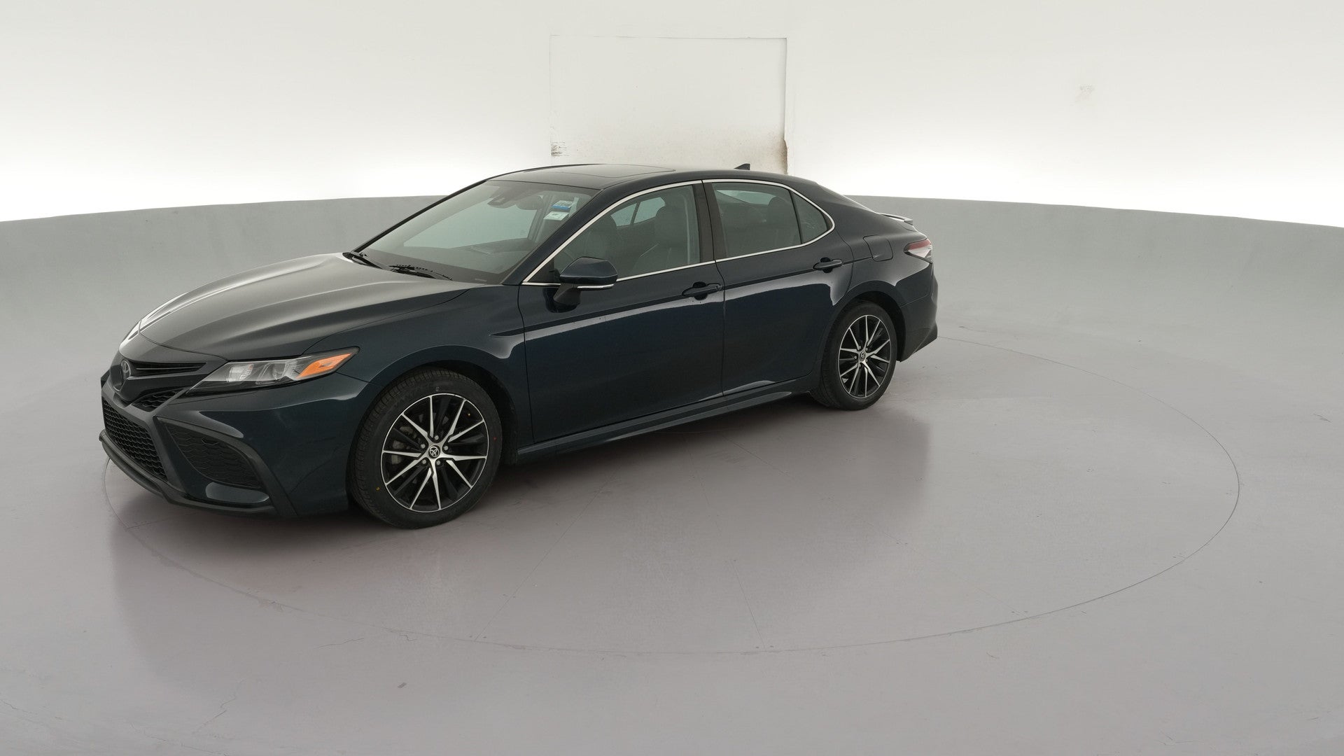 2021 Toyota Camry vehicle photo