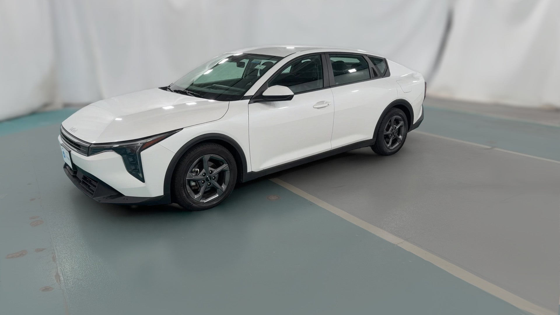2025 Kia K4 vehicle photo