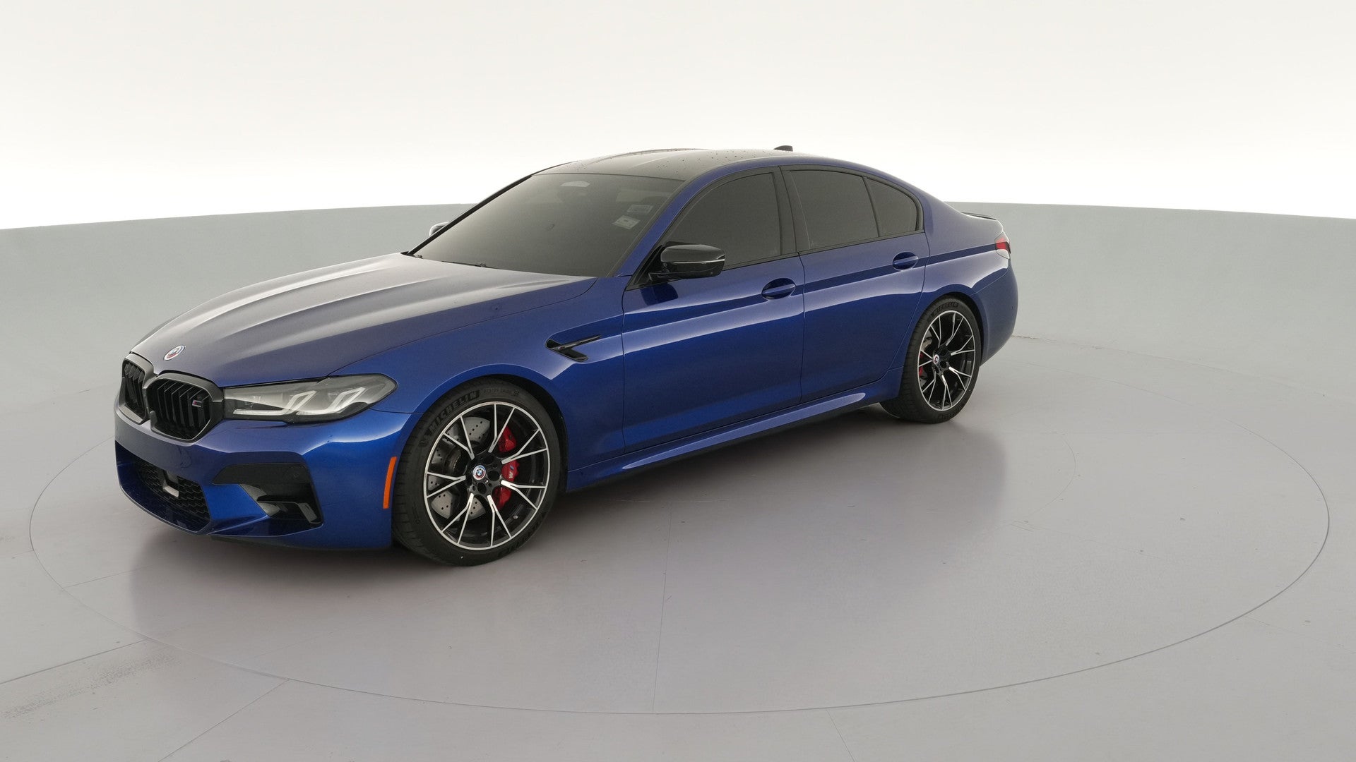 2023 BMW M5 vehicle photo