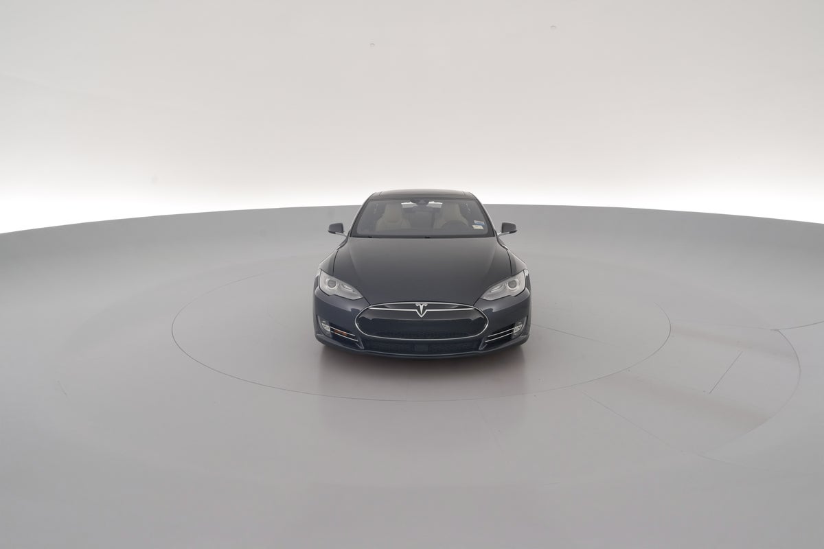 2015 Tesla Model S 90D in Gray — 360° view 1