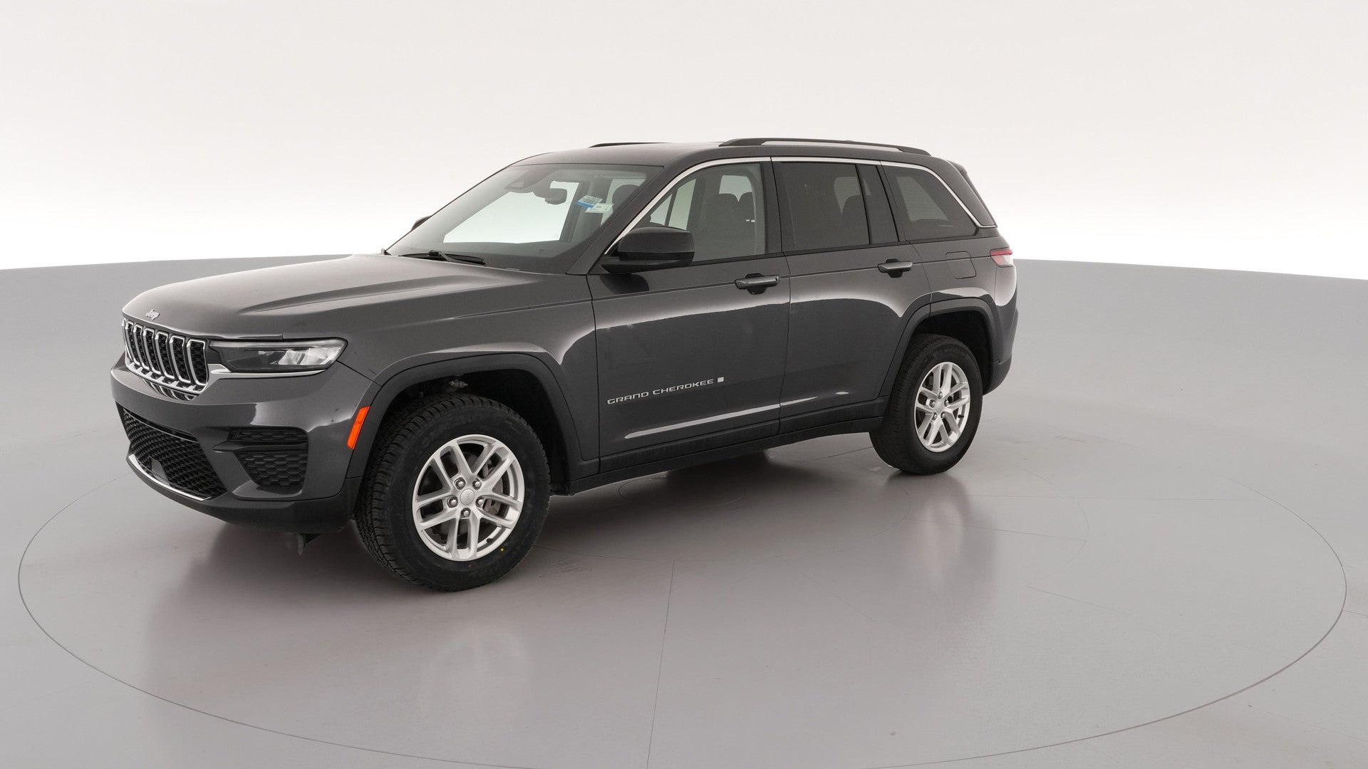 2023 Jeep Grand Cherokee vehicle photo