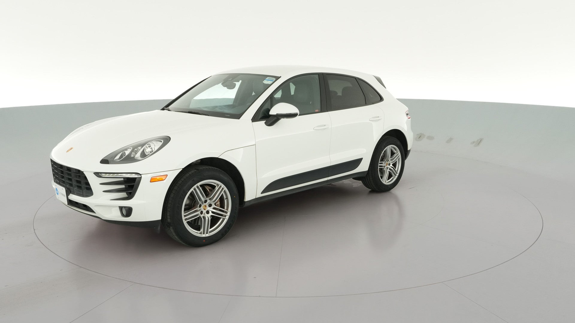 2015 Porsche Macan vehicle photo