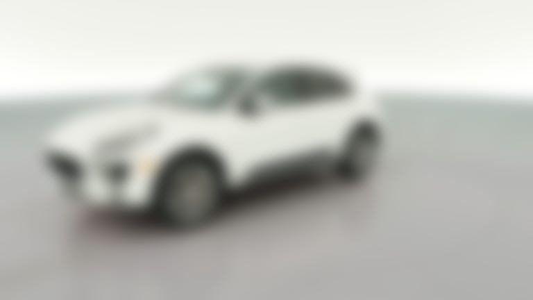 2015 Porsche Macan vehicle photo