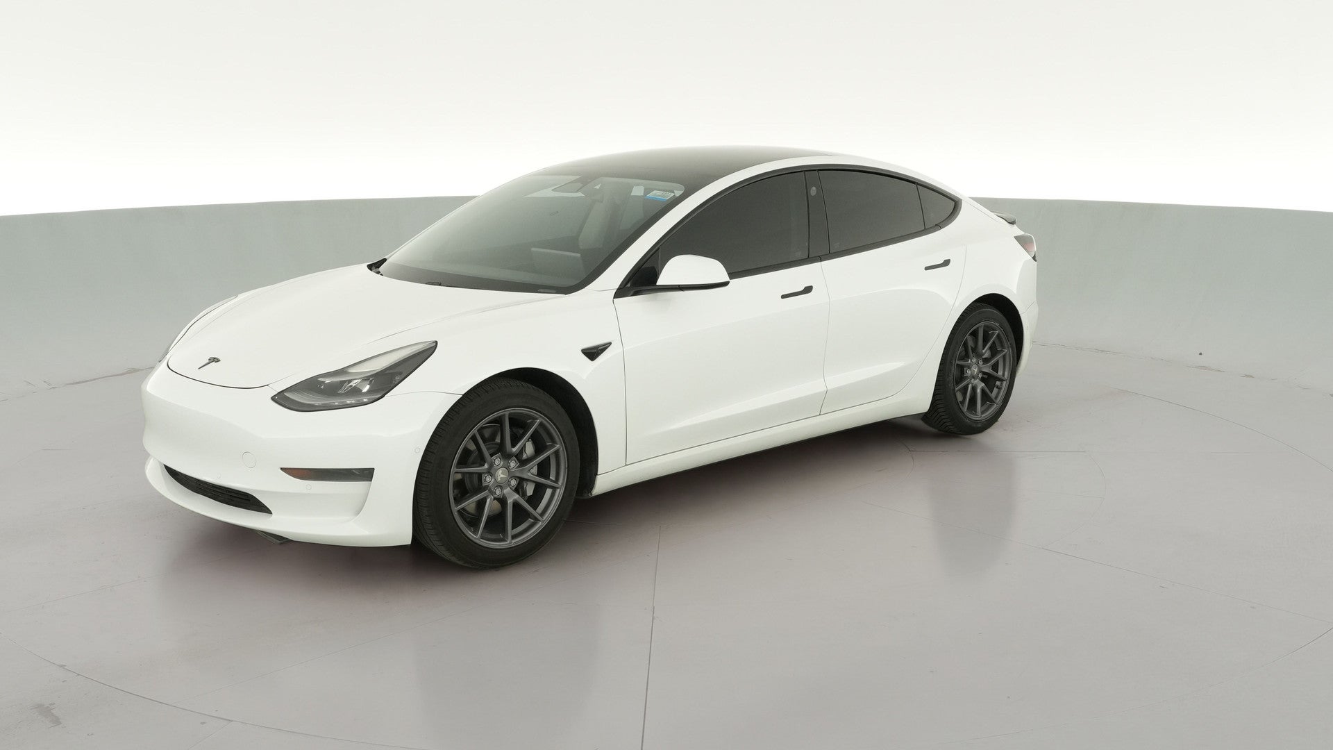 2021 Tesla Model 3 vehicle photo