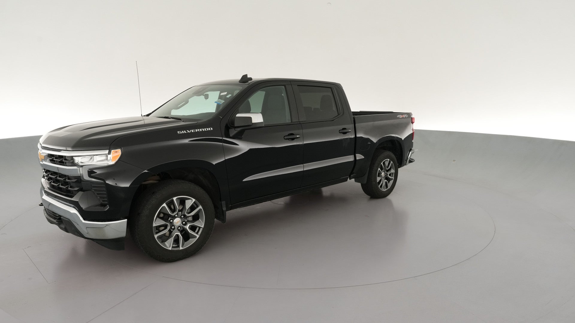 2024 Chevrolet Silverado 1500 Crew Cab vehicle photo