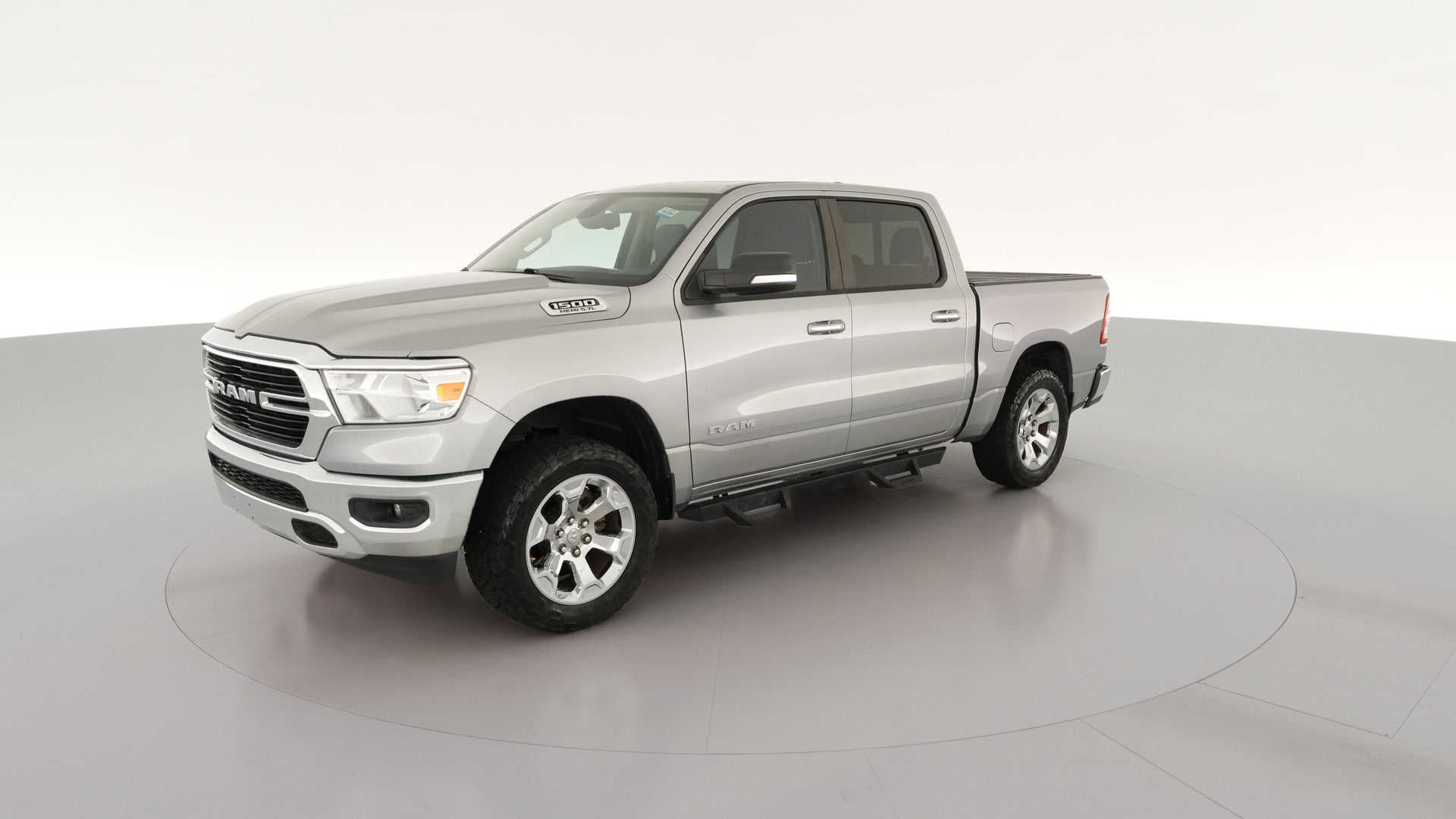 2019 Ram 1500 Crew Cab vehicle photo