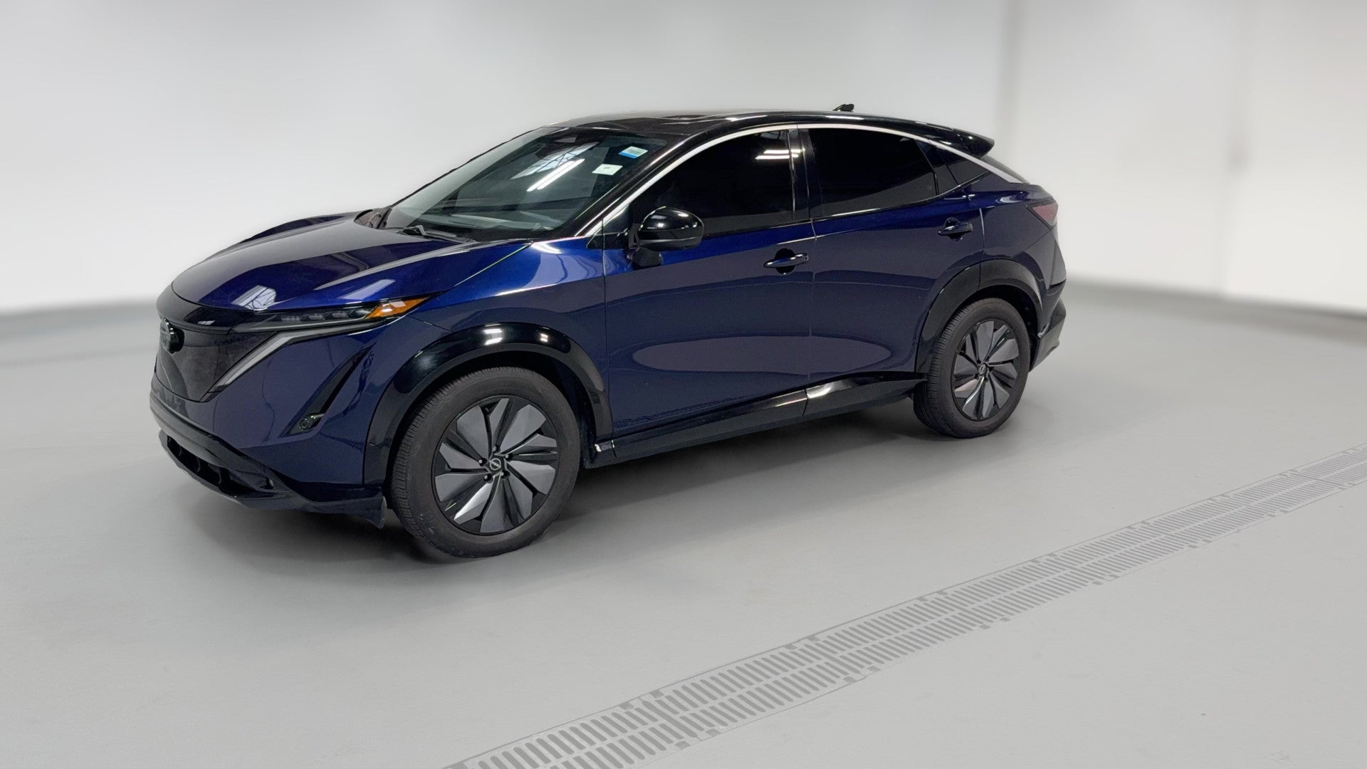 2023 Nissan ARIYA vehicle photo