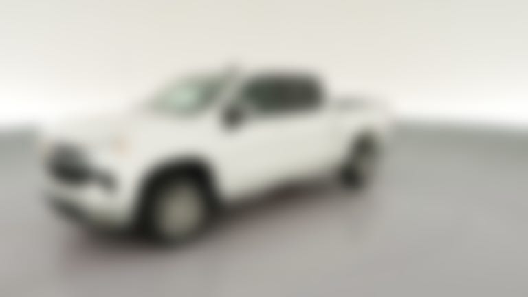 2024 Chevrolet Silverado 1500 Crew Cab vehicle photo