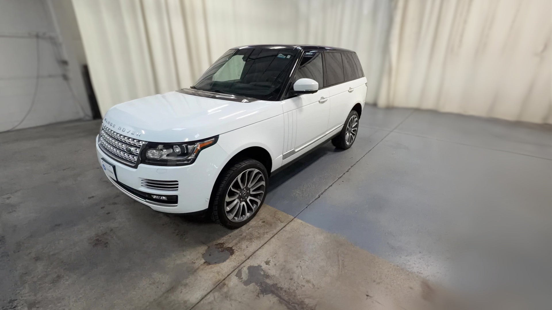 2014 Land Rover Range Rover vehicle photo