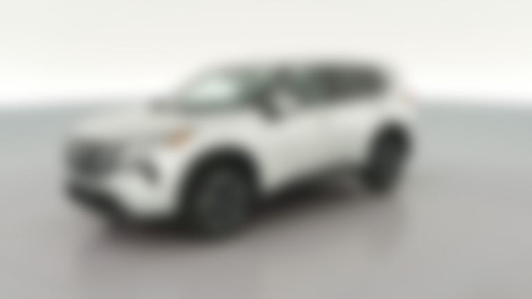 2025 Nissan Rogue vehicle photo