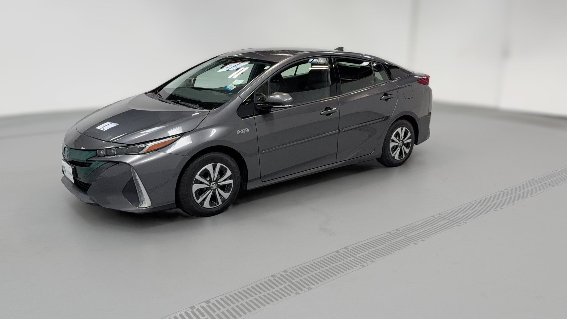 2017 Toyota Prius Prime vehicle photo