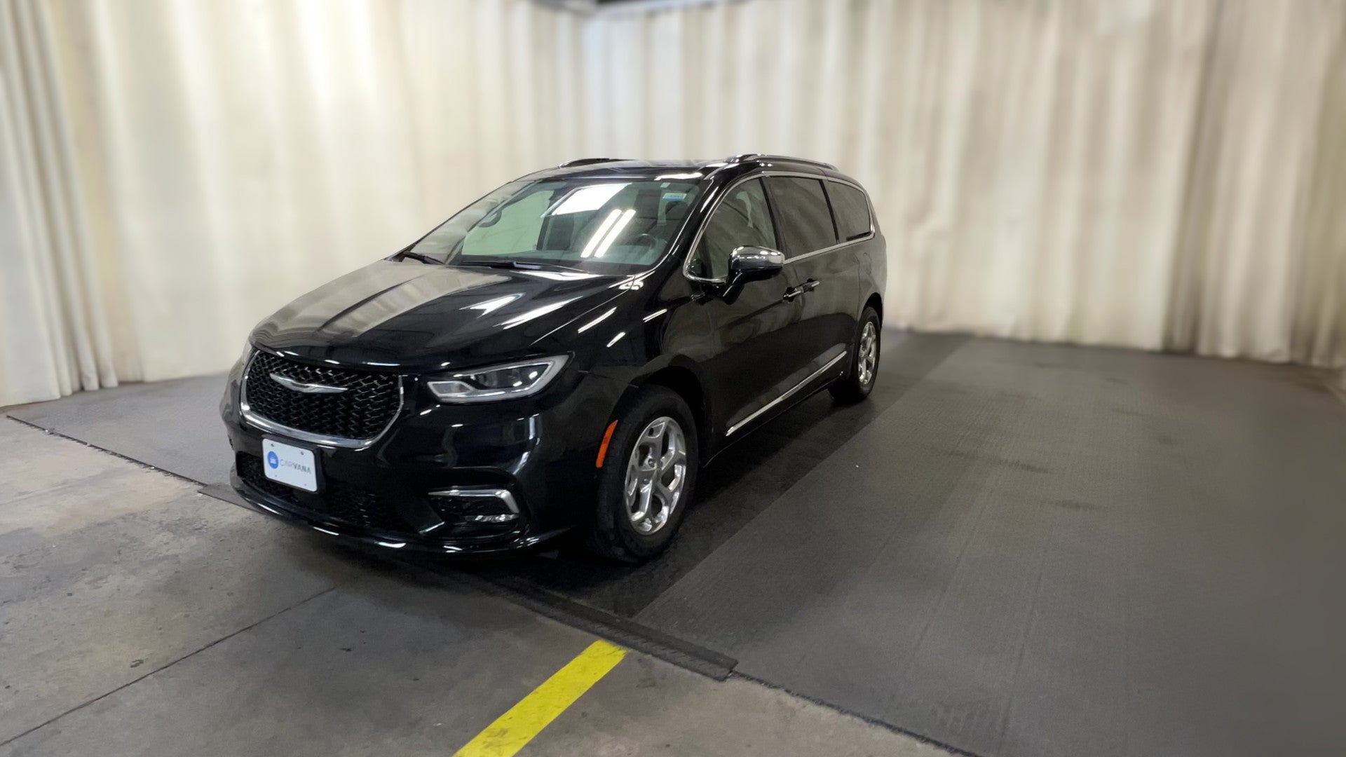 2021 Chrysler Pacifica vehicle photo