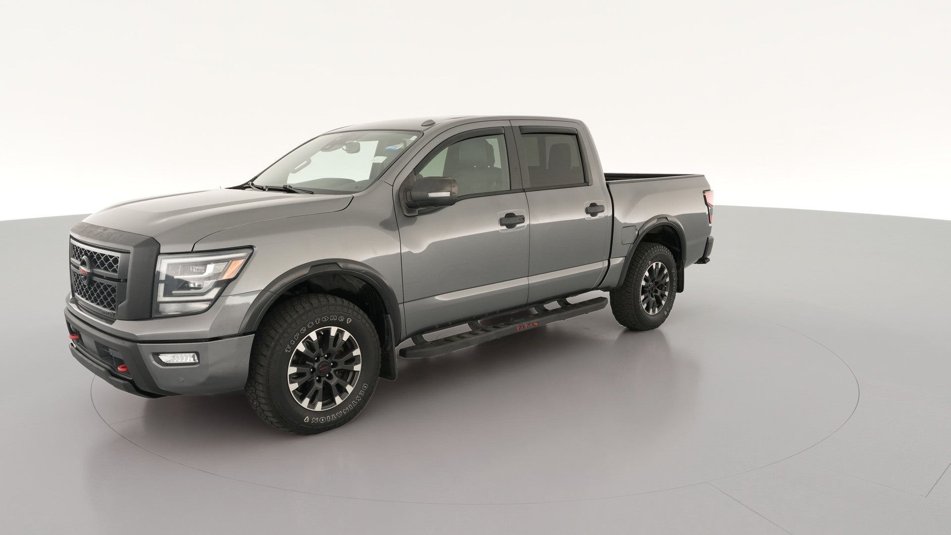 2021 Nissan Titan Crew Cab vehicle photo