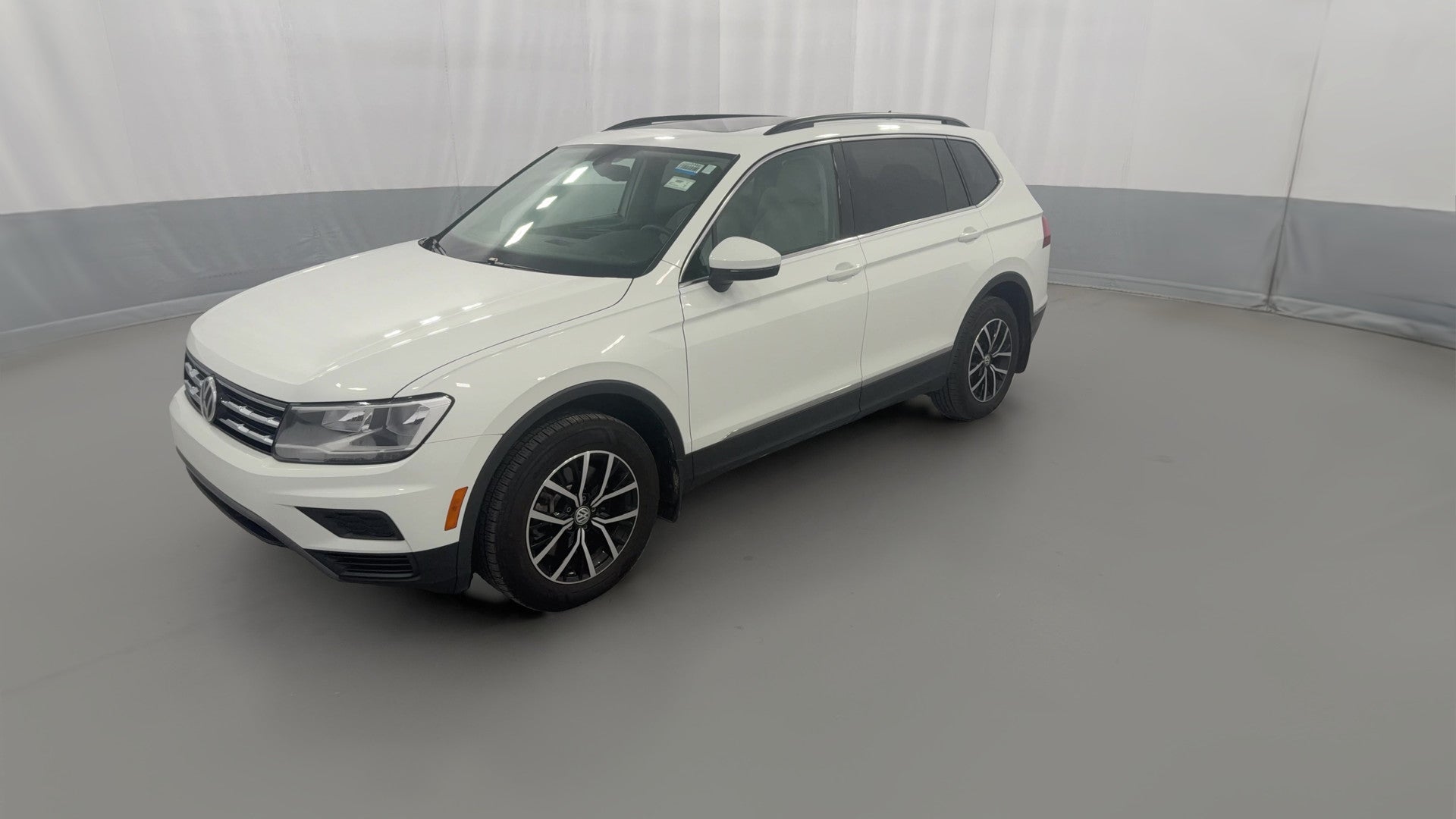 2021 Volkswagen Tiguan vehicle photo