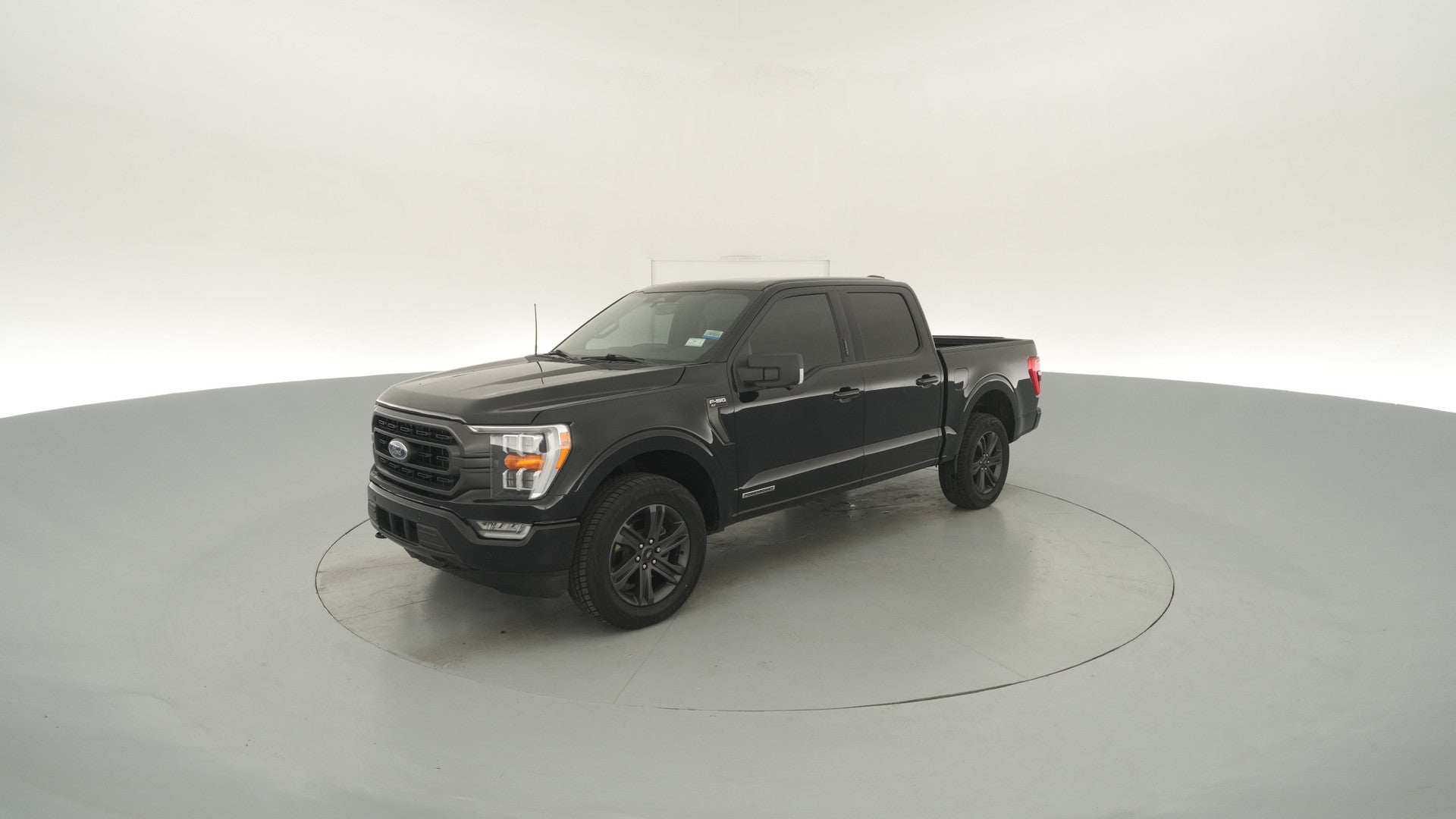 2023 Ford F150 SuperCrew Cab vehicle photo