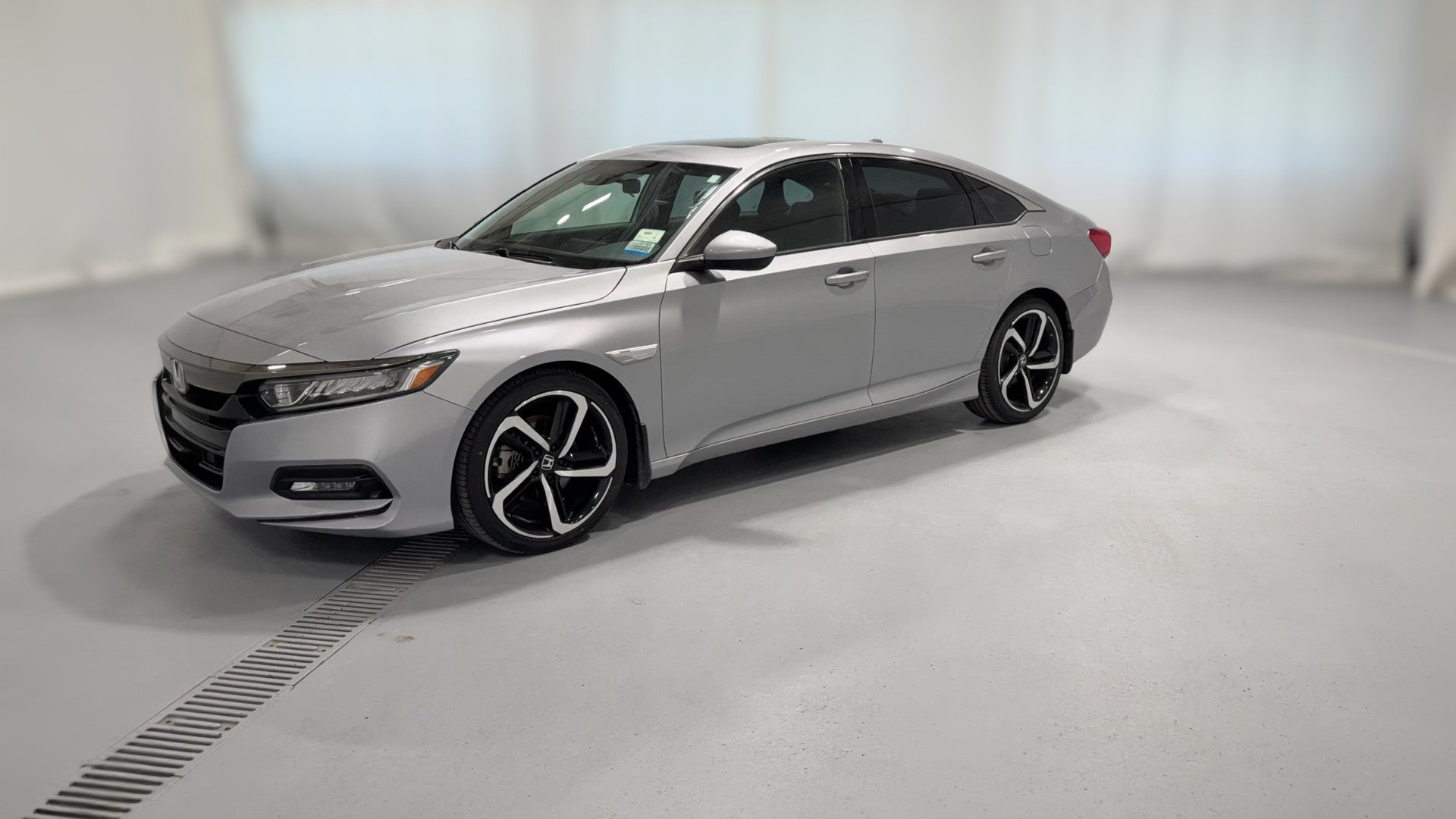 2018 Honda Accord vehicle photo
