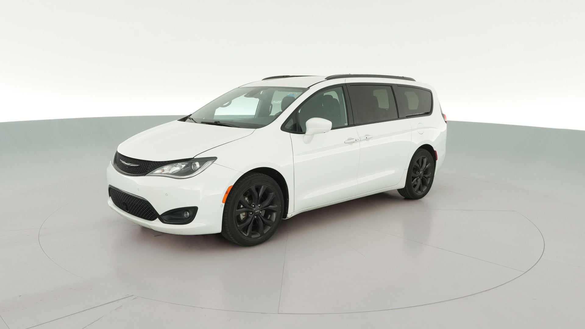 2019 Chrysler Pacifica vehicle photo