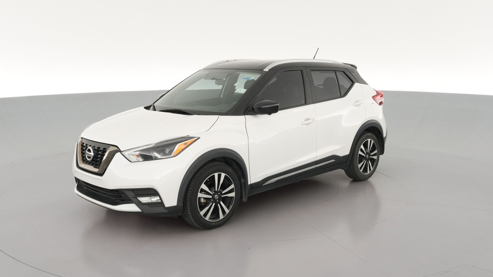 2019 Nissan Kicks vehicle photo