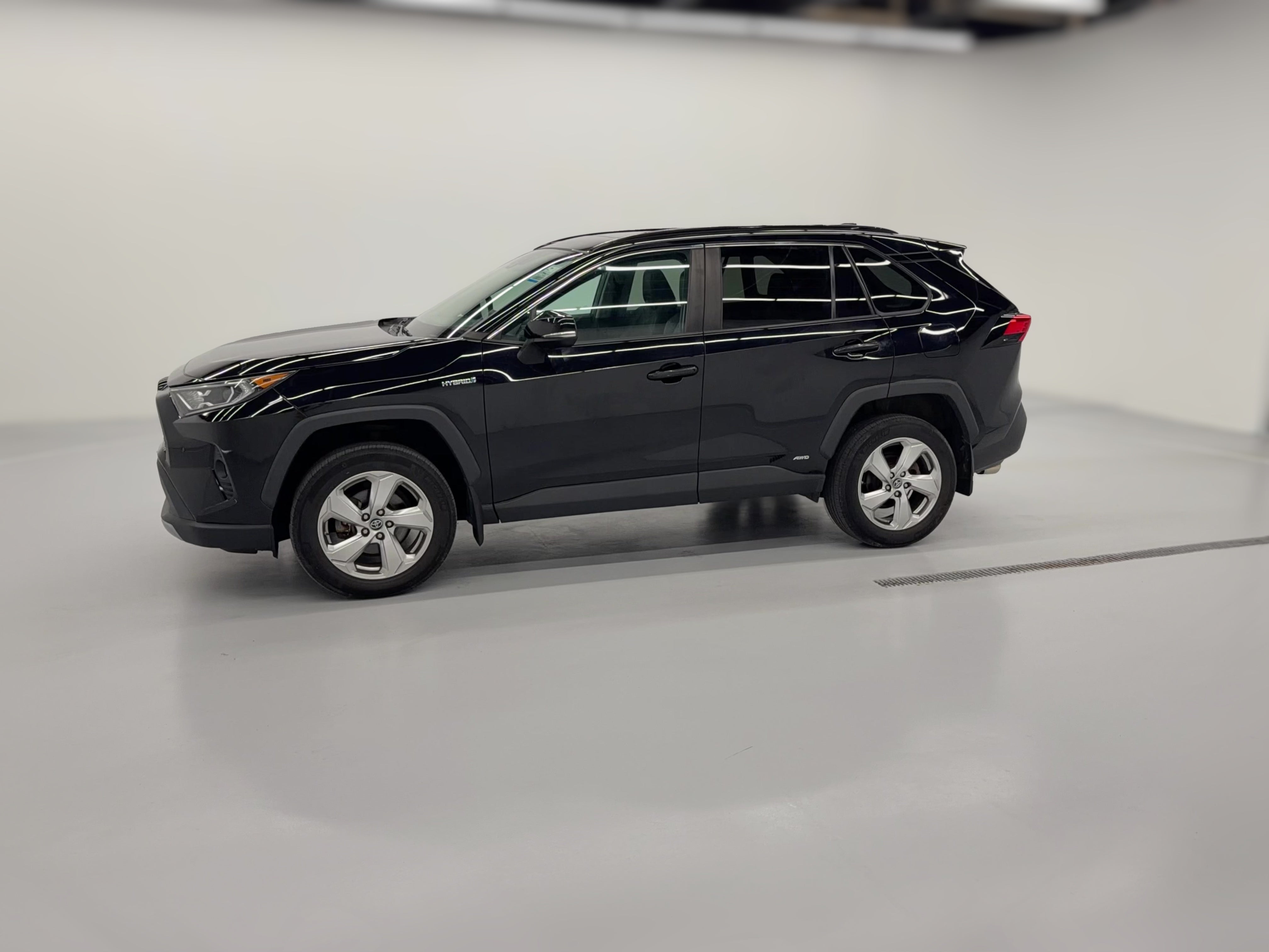 2019 Toyota RAV4 Limited - Photo 30