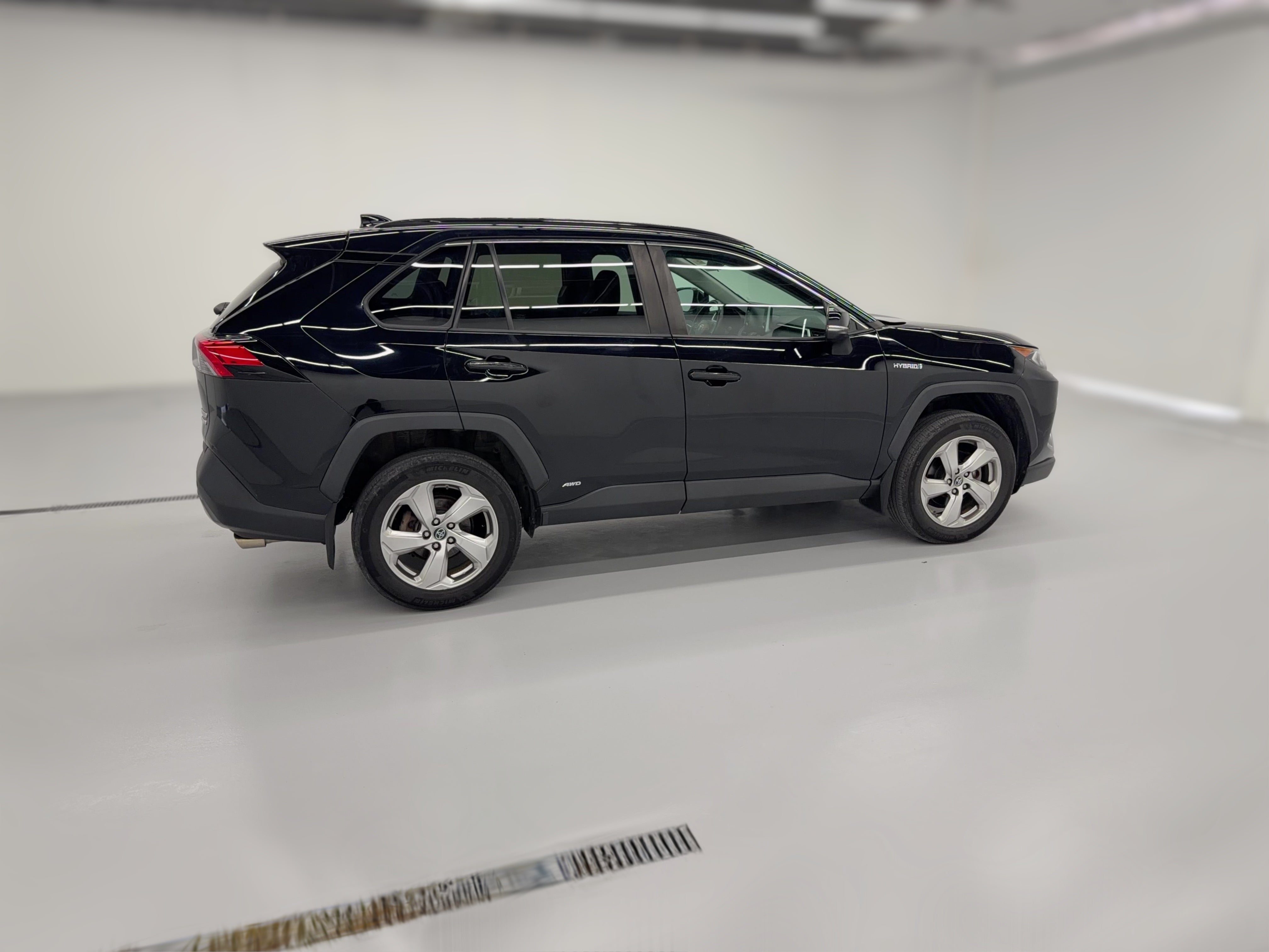 2019 Toyota RAV4 Limited - Photo 38