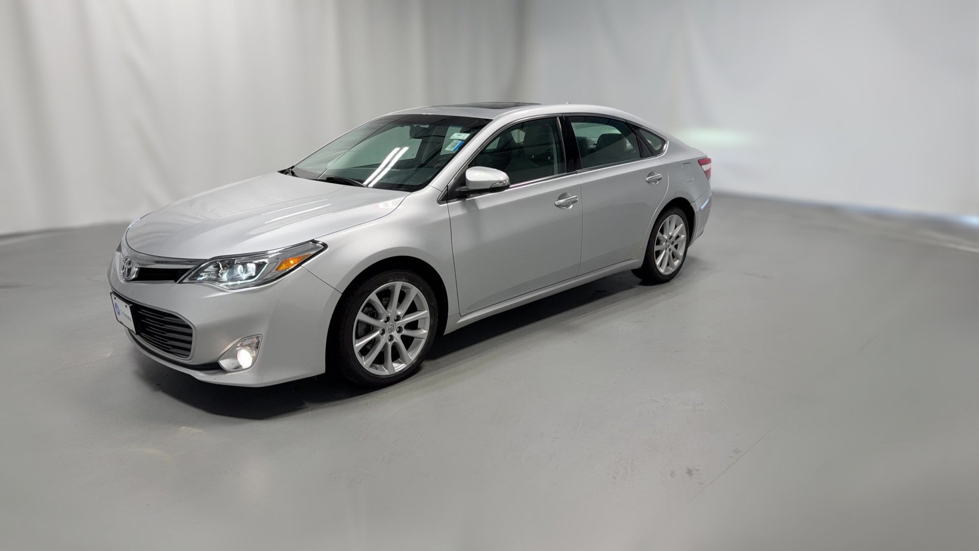 2013 Toyota Avalon vehicle photo