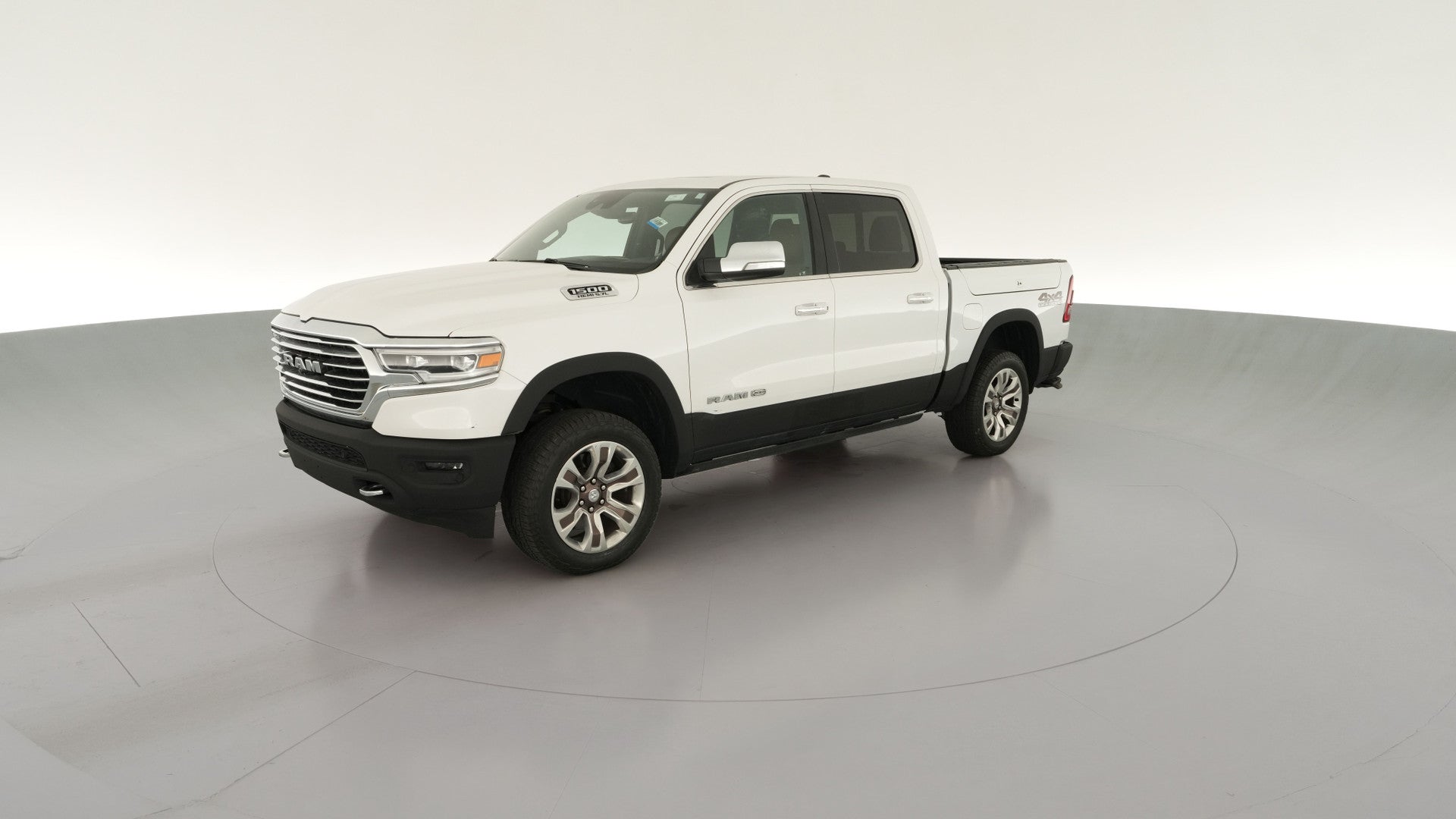 2020 Ram 1500 Crew Cab vehicle photo