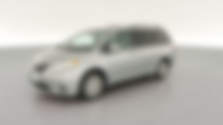 2017 Toyota Sienna vehicle photo