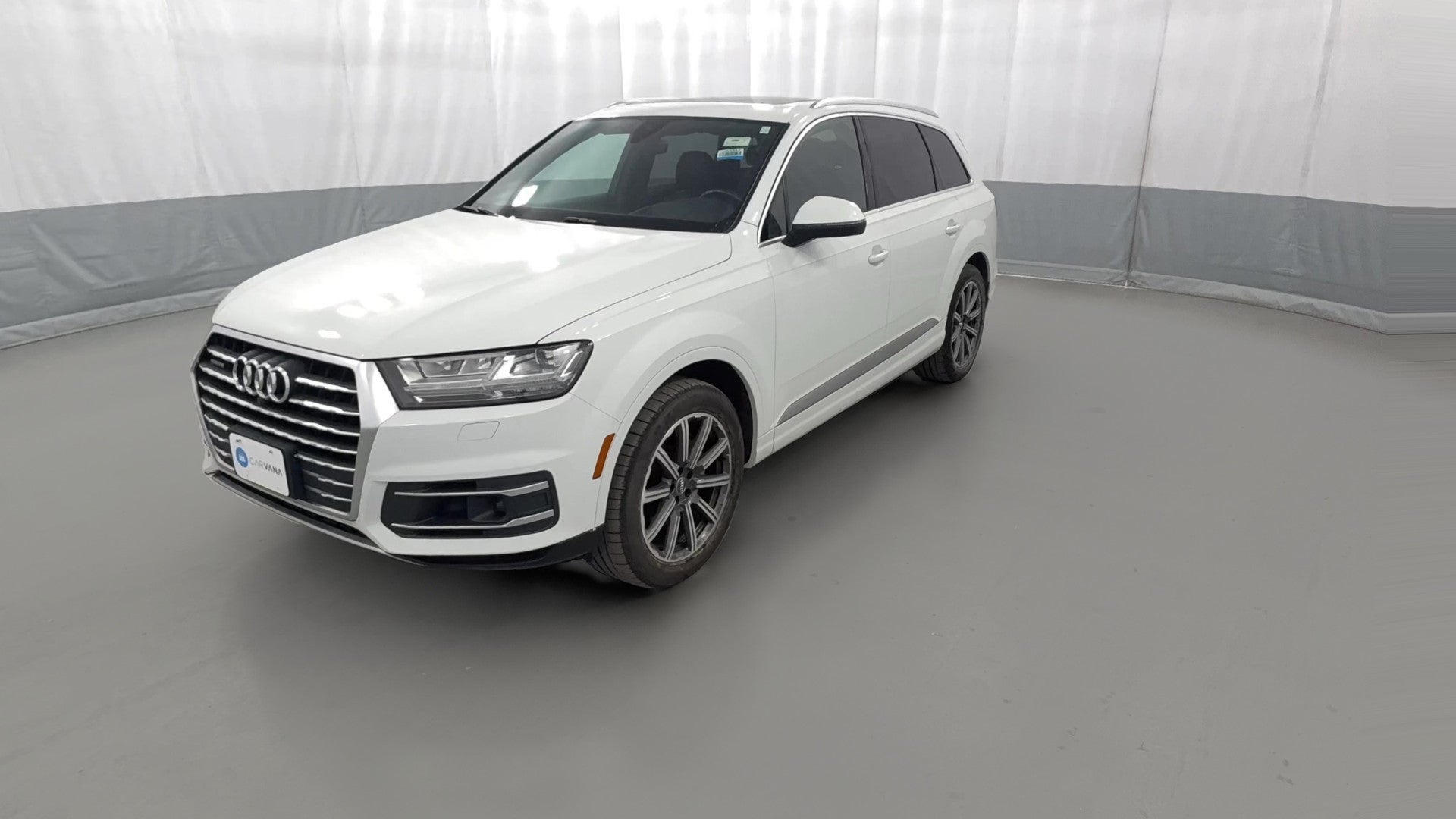 2017 Audi Q7 vehicle photo