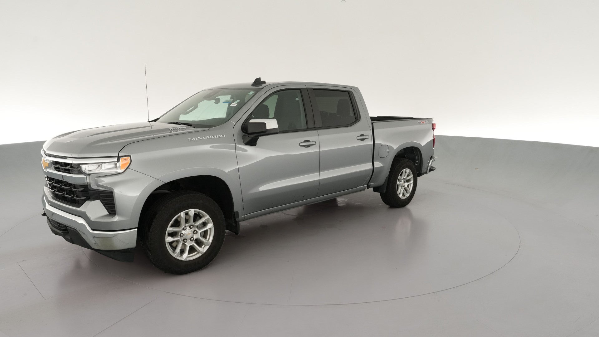 2024 Chevrolet Silverado 1500 Crew Cab vehicle photo