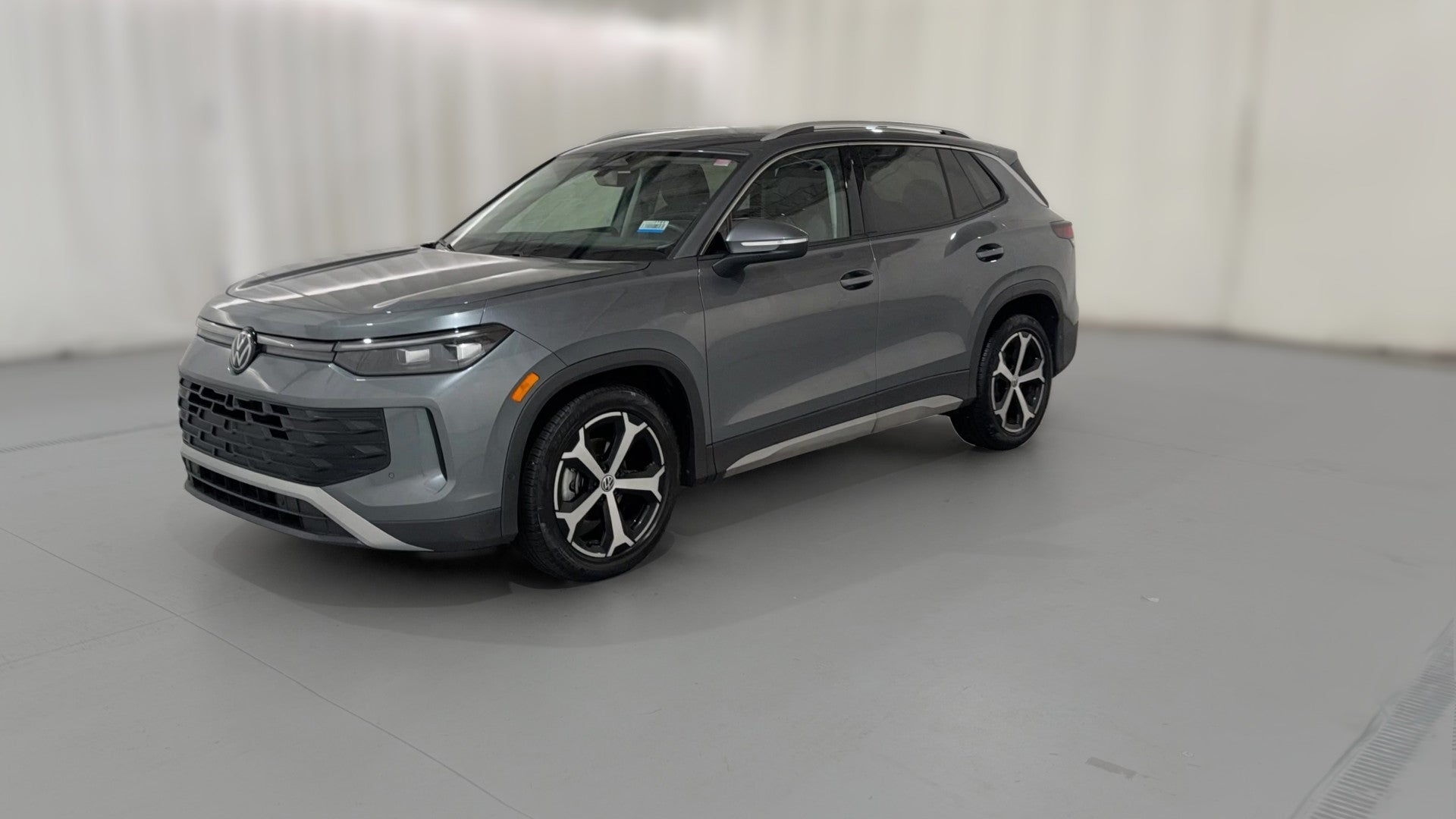 2026 Volkswagen Tiguan vehicle photo