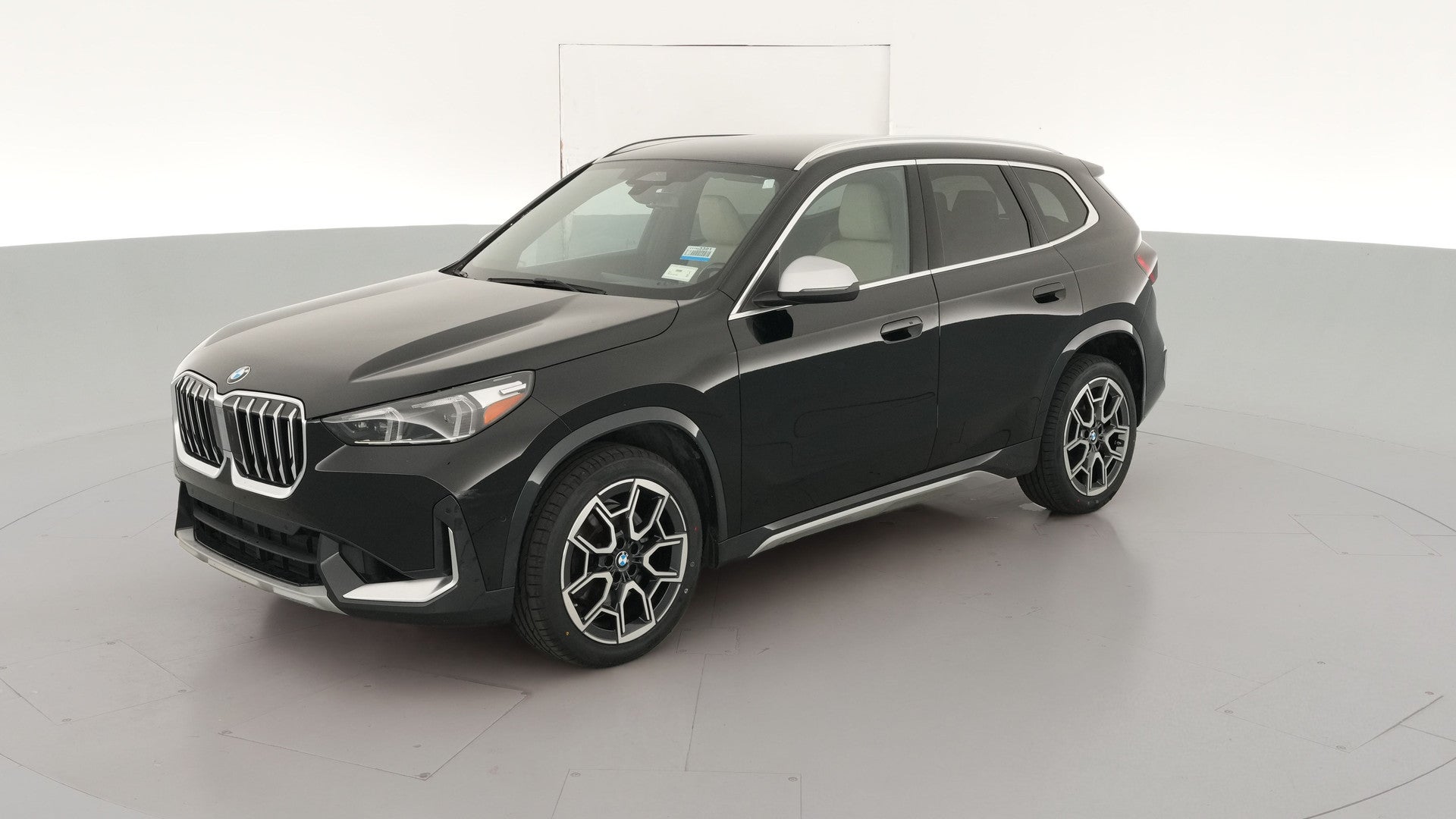 2023 BMW X1 vehicle photo