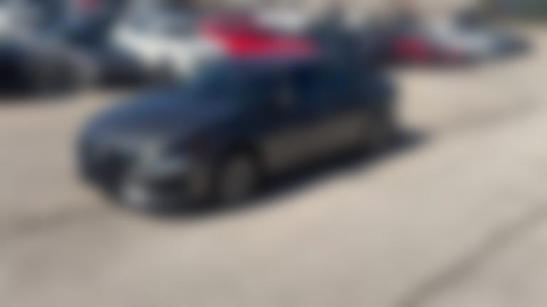 2025 Nissan Altima vehicle photo