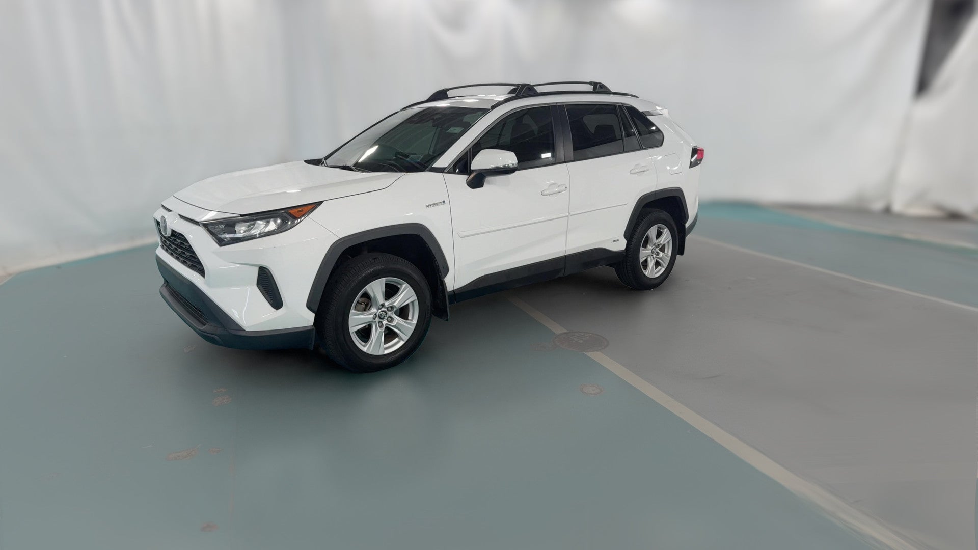 2020 Toyota RAV4 Hybrid vehicle photo