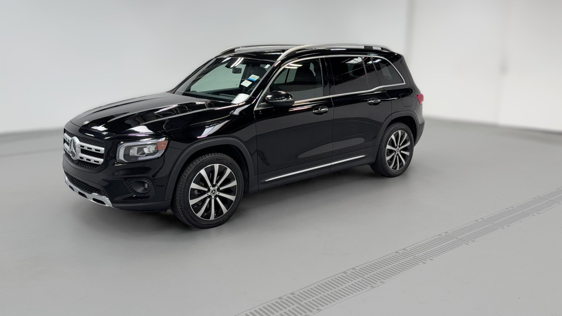 2022 Mercedes-Benz GLB vehicle photo