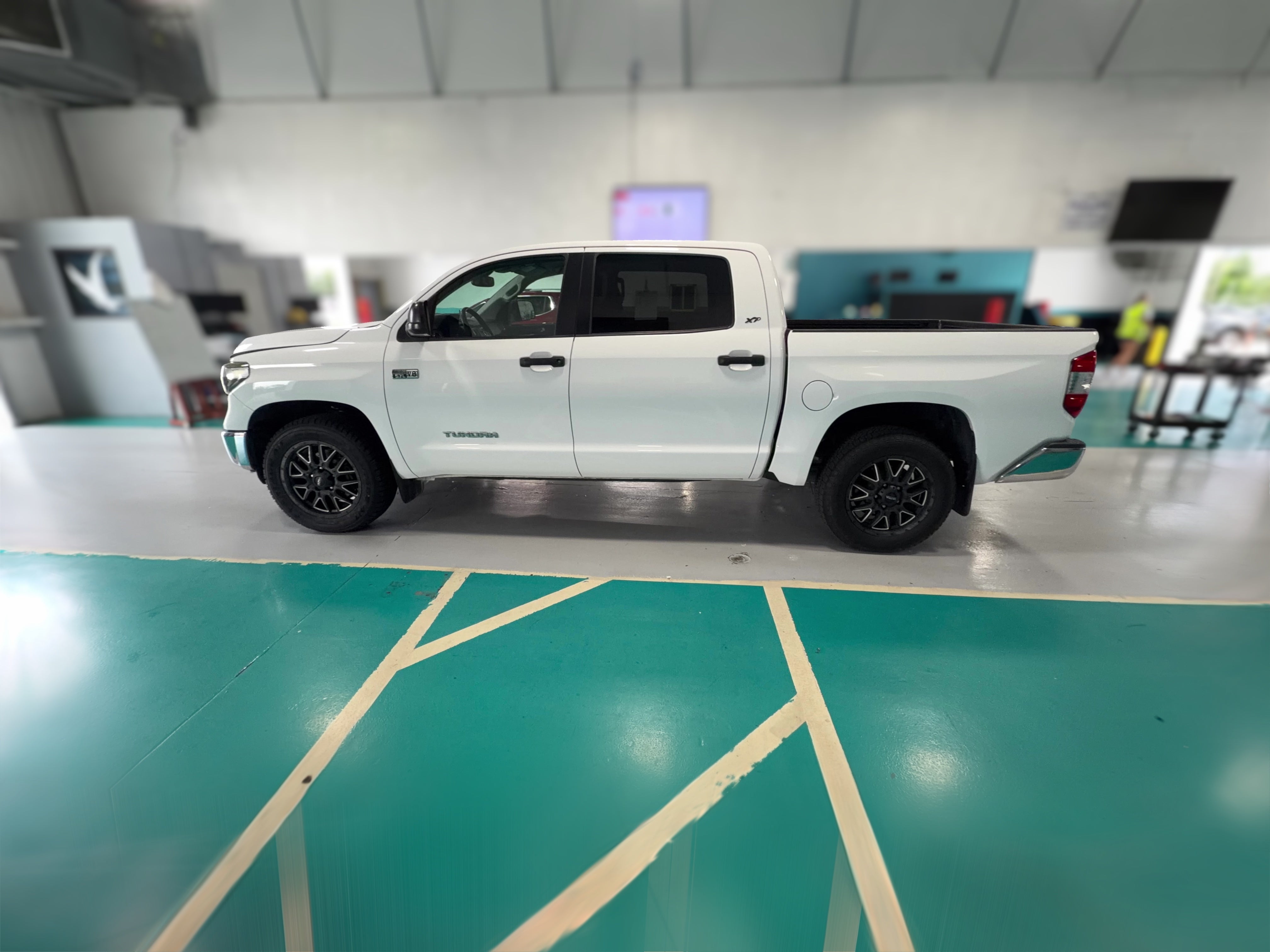 2019 Toyota Tundra SR5 - Photo 23