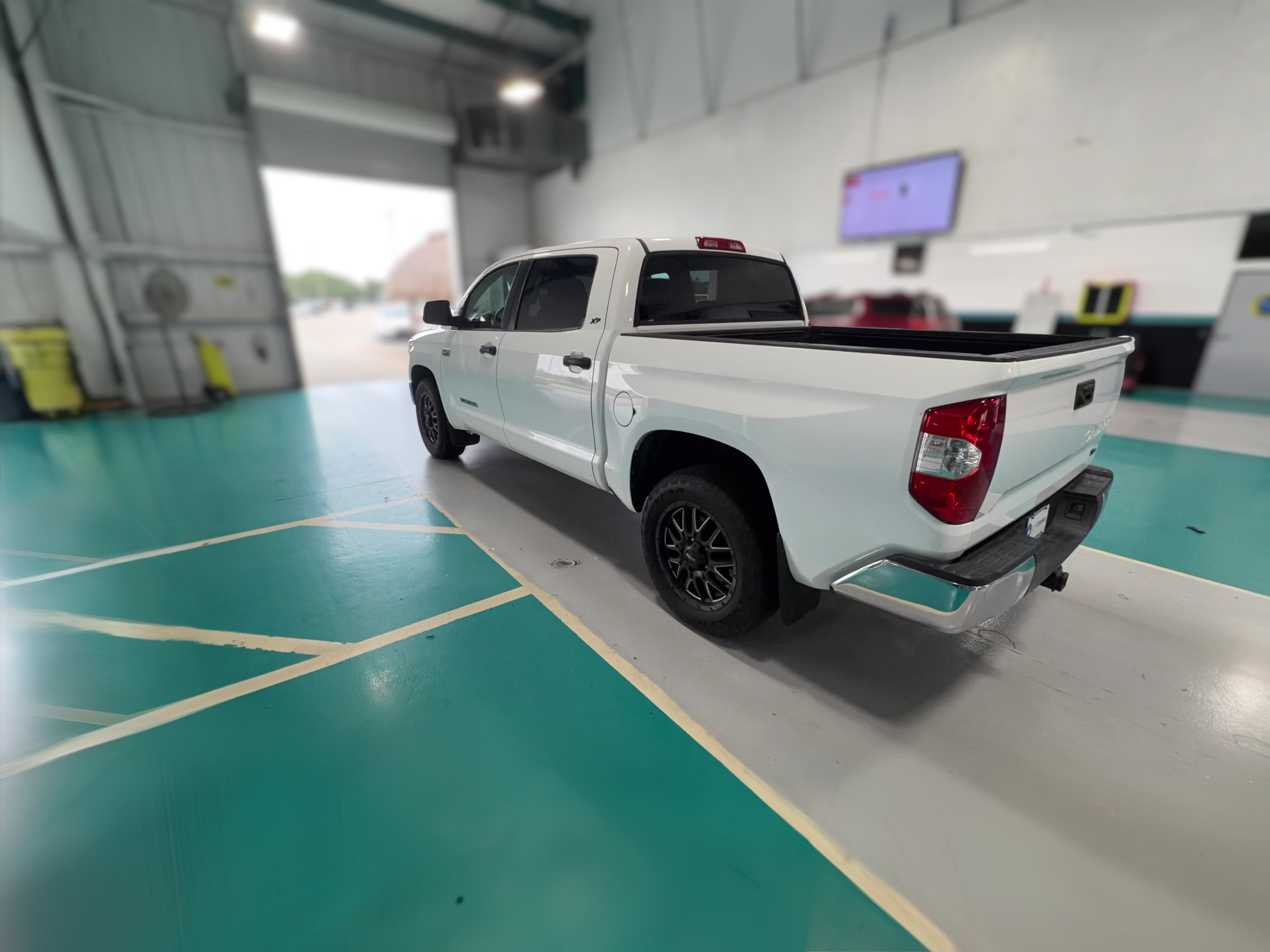 2019 Toyota Tundra SR5 - Photo 25