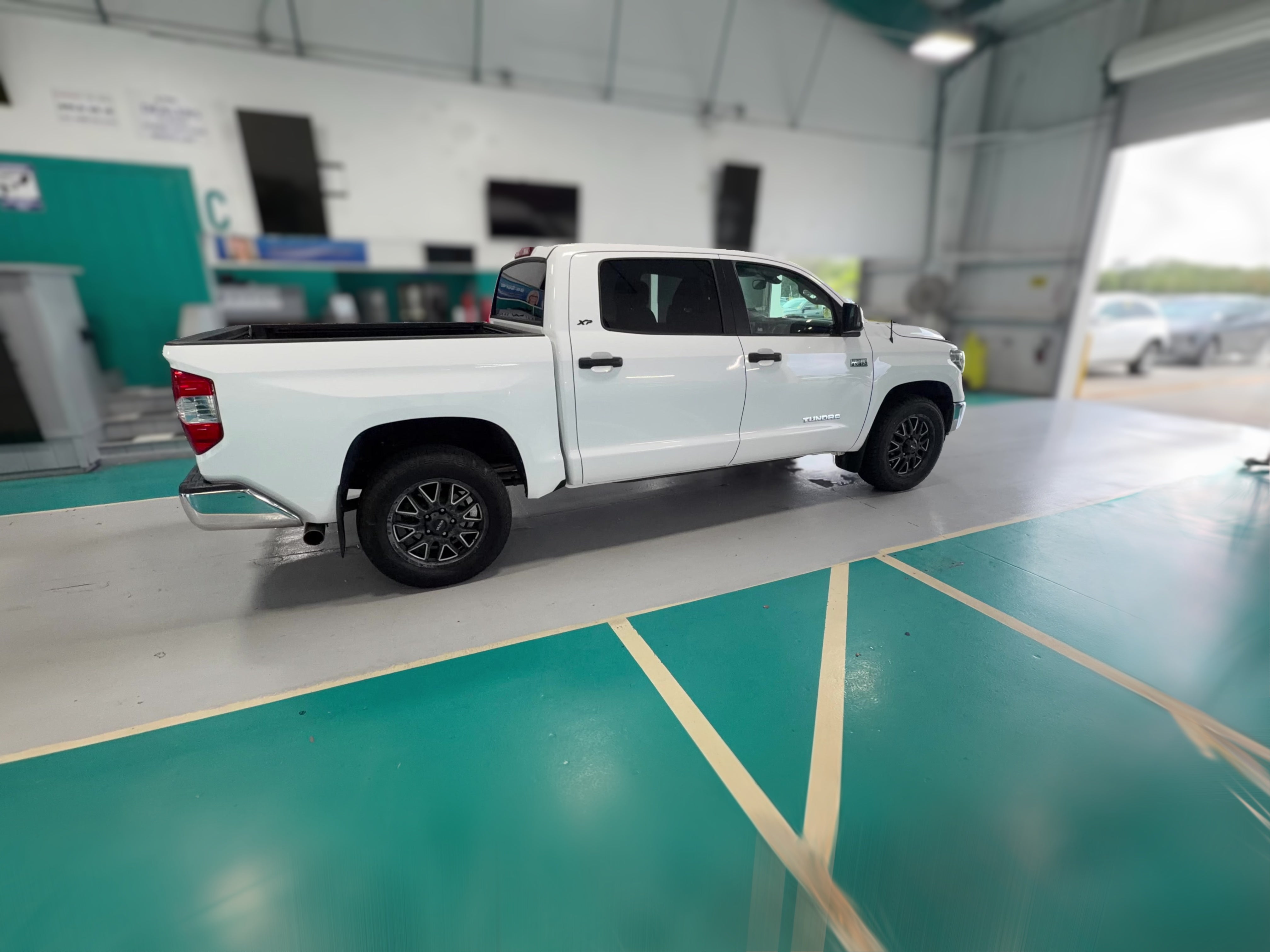 2019 Toyota Tundra SR5 - Photo 30