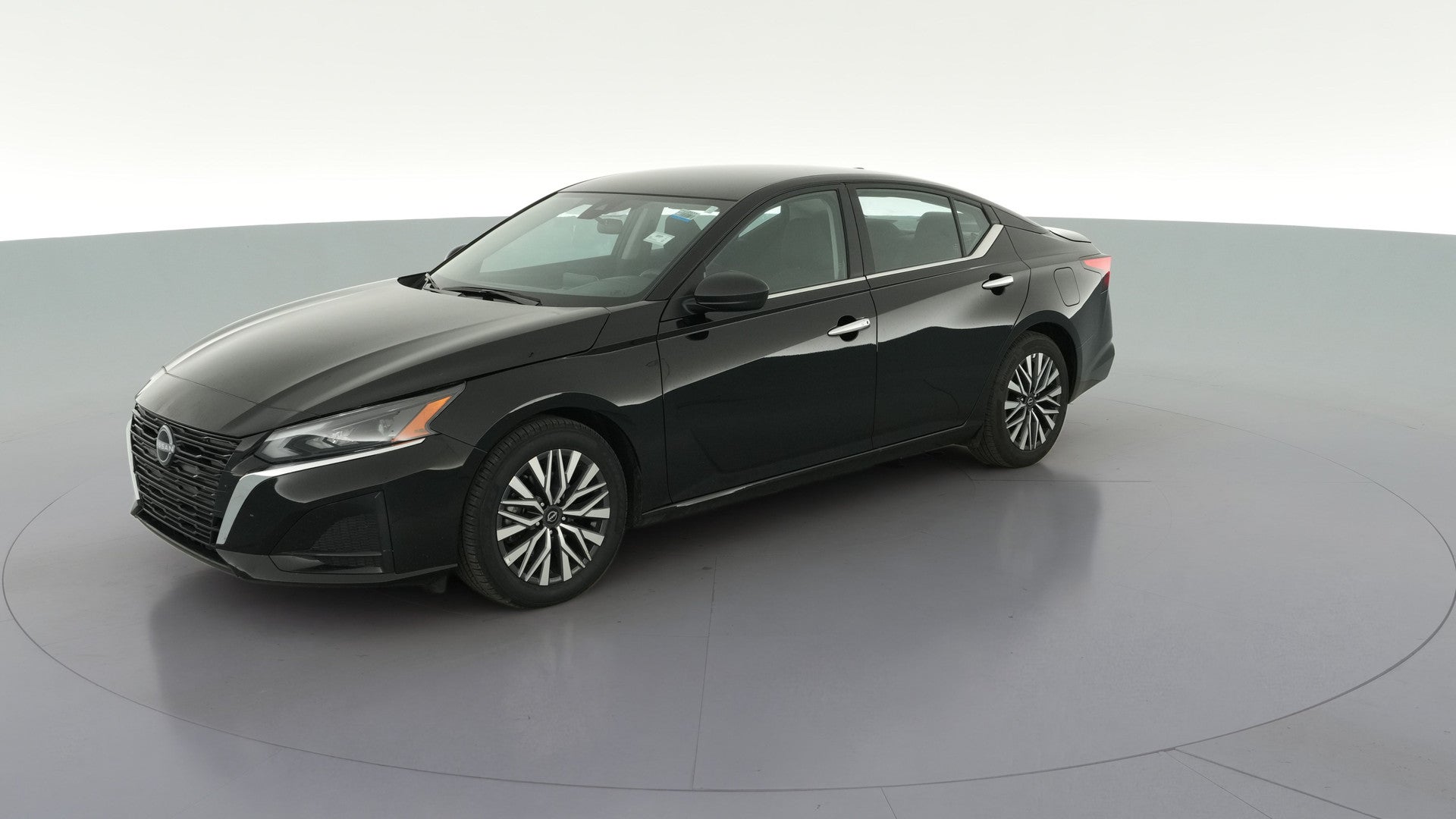 2025 Nissan Altima vehicle photo
