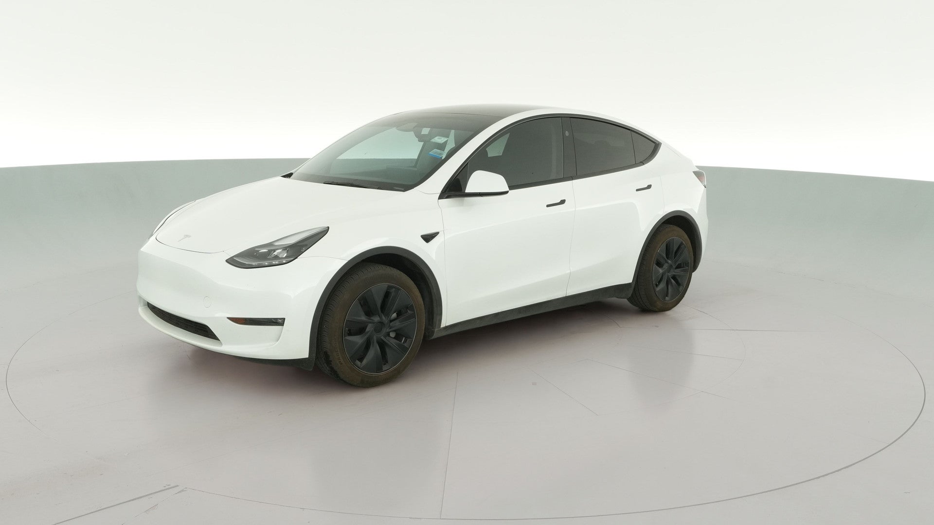 2025 Tesla Model Y vehicle photo