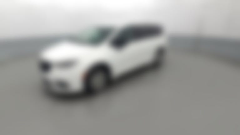 2024 Chrysler Pacifica vehicle photo