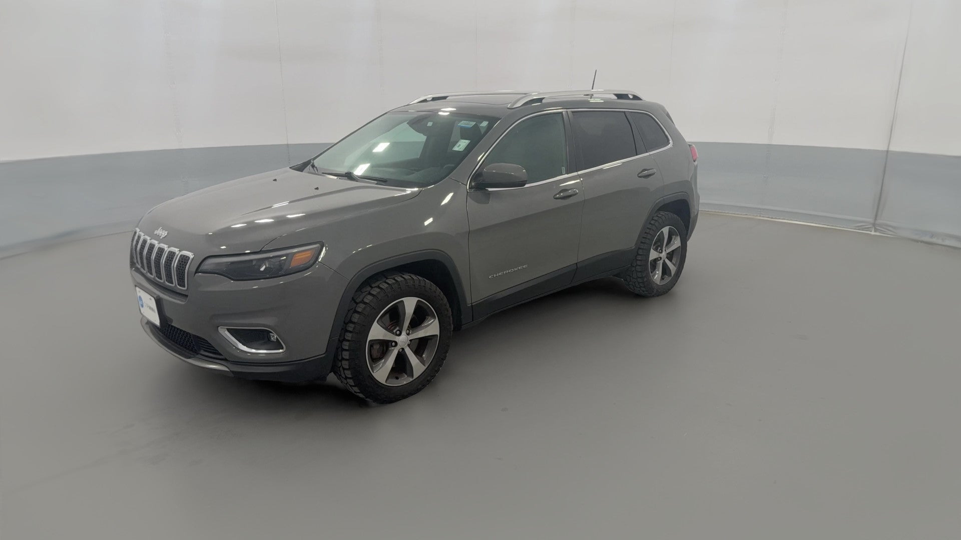 2019 Jeep Cherokee vehicle photo