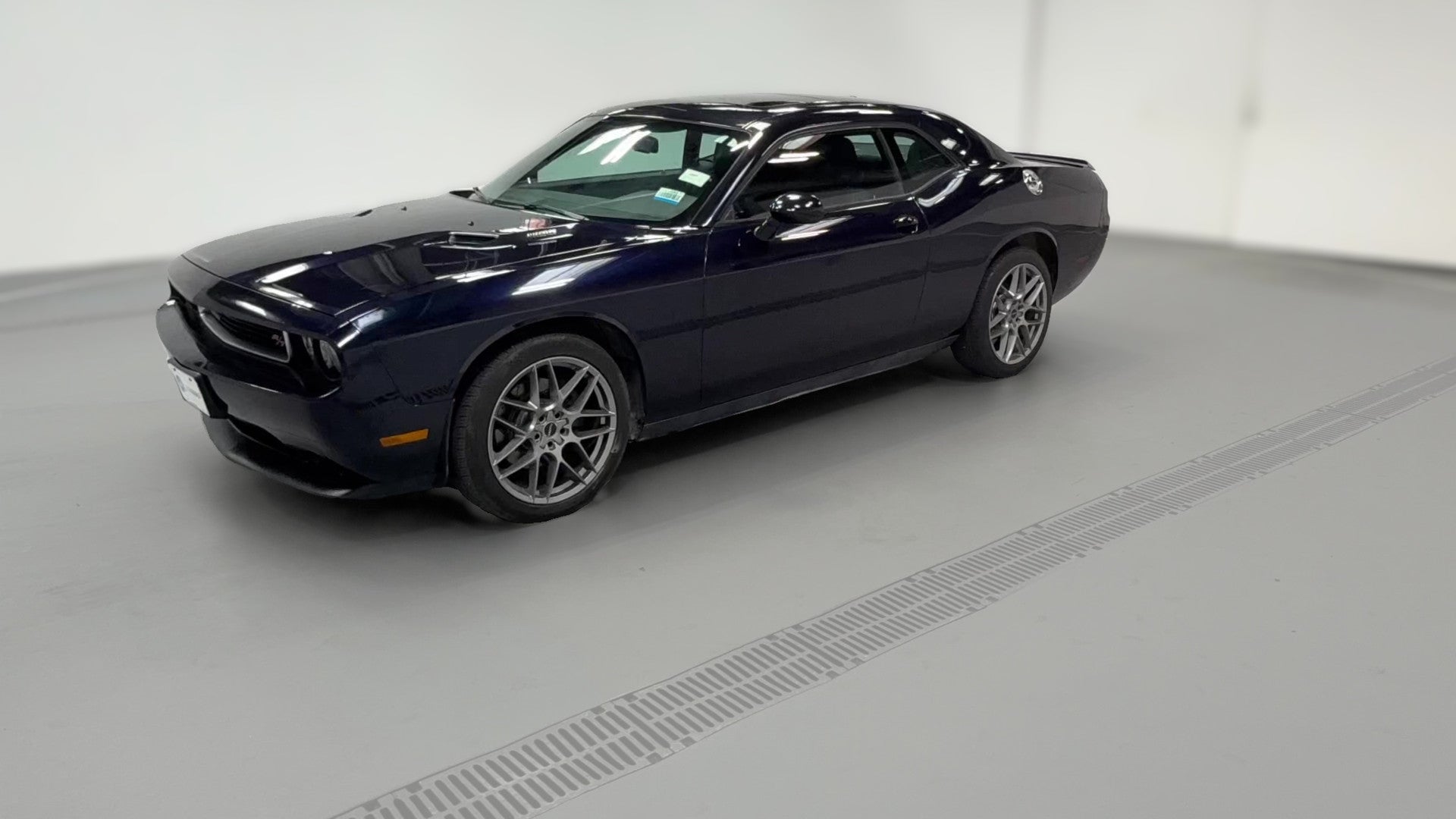 2012 Dodge Challenger vehicle photo