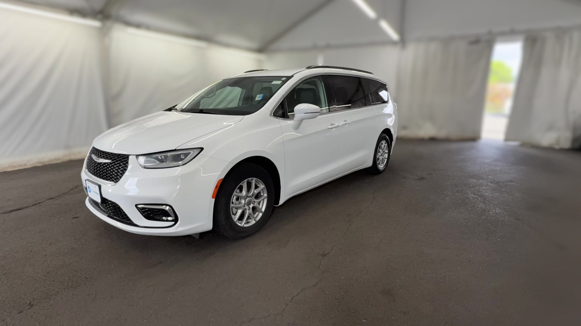2022 Chrysler Pacifica vehicle photo