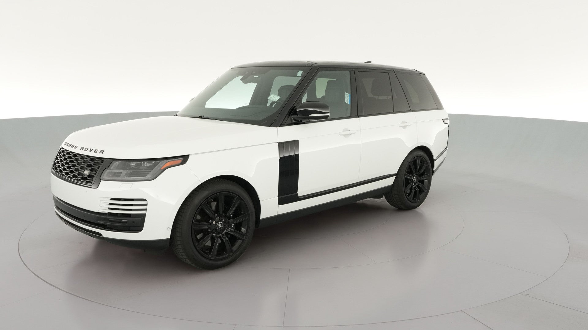 2019 Land Rover Range Rover vehicle photo