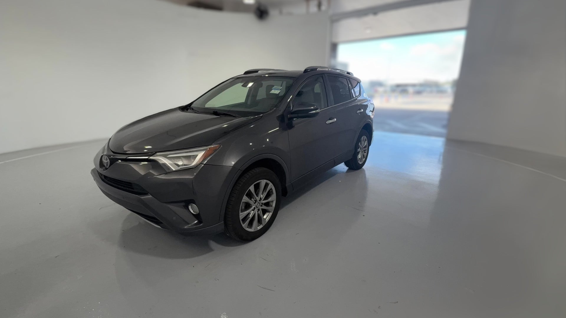 2017 Toyota RAV4 vehicle photo