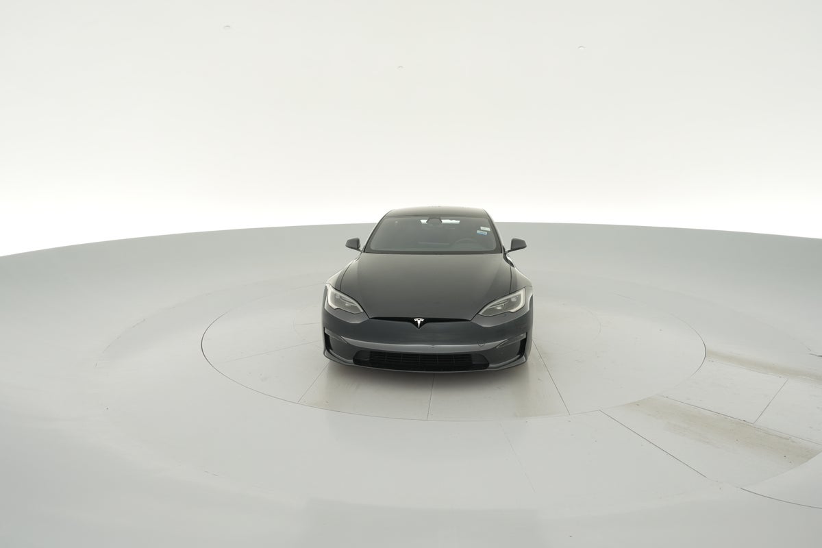 2025 Tesla Model S Long Range in Gray — 360° view 1