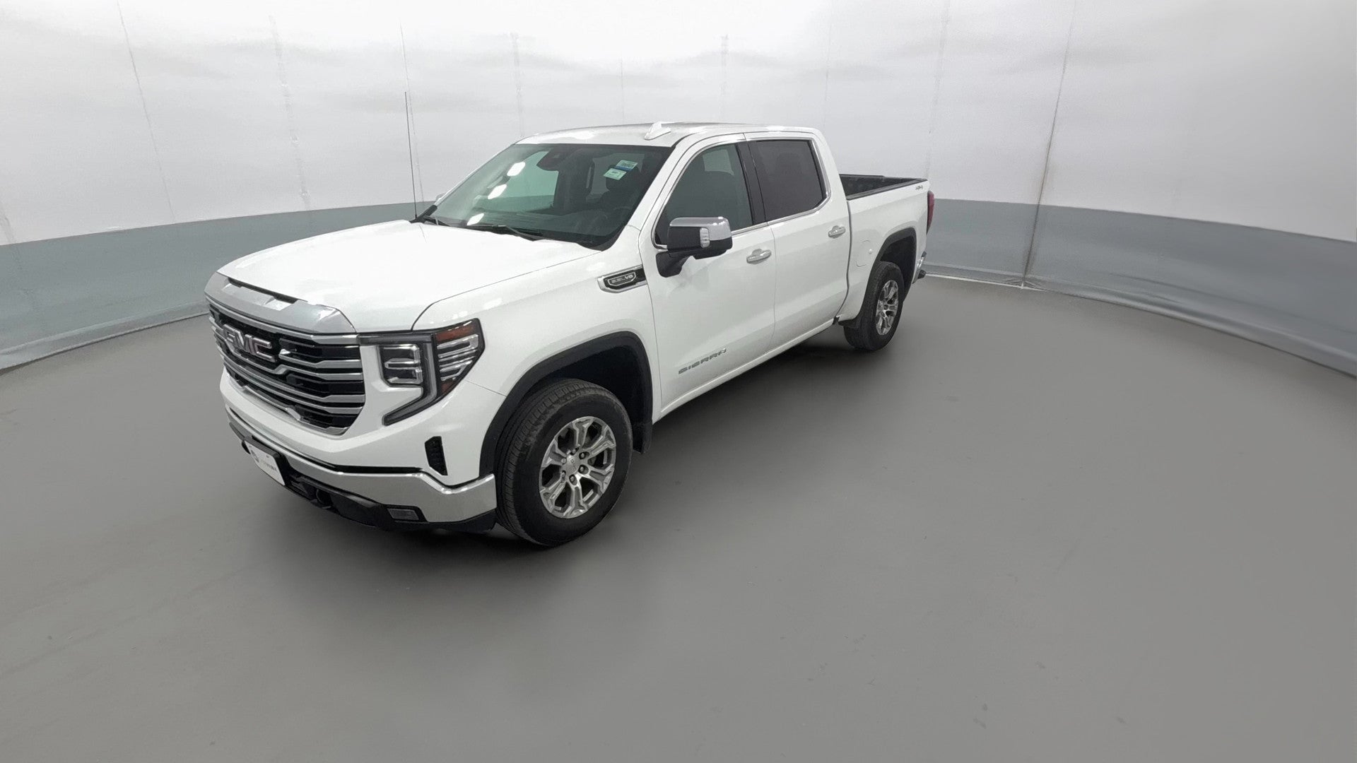 2025 GMC Sierra 1500 Crew Cab vehicle photo