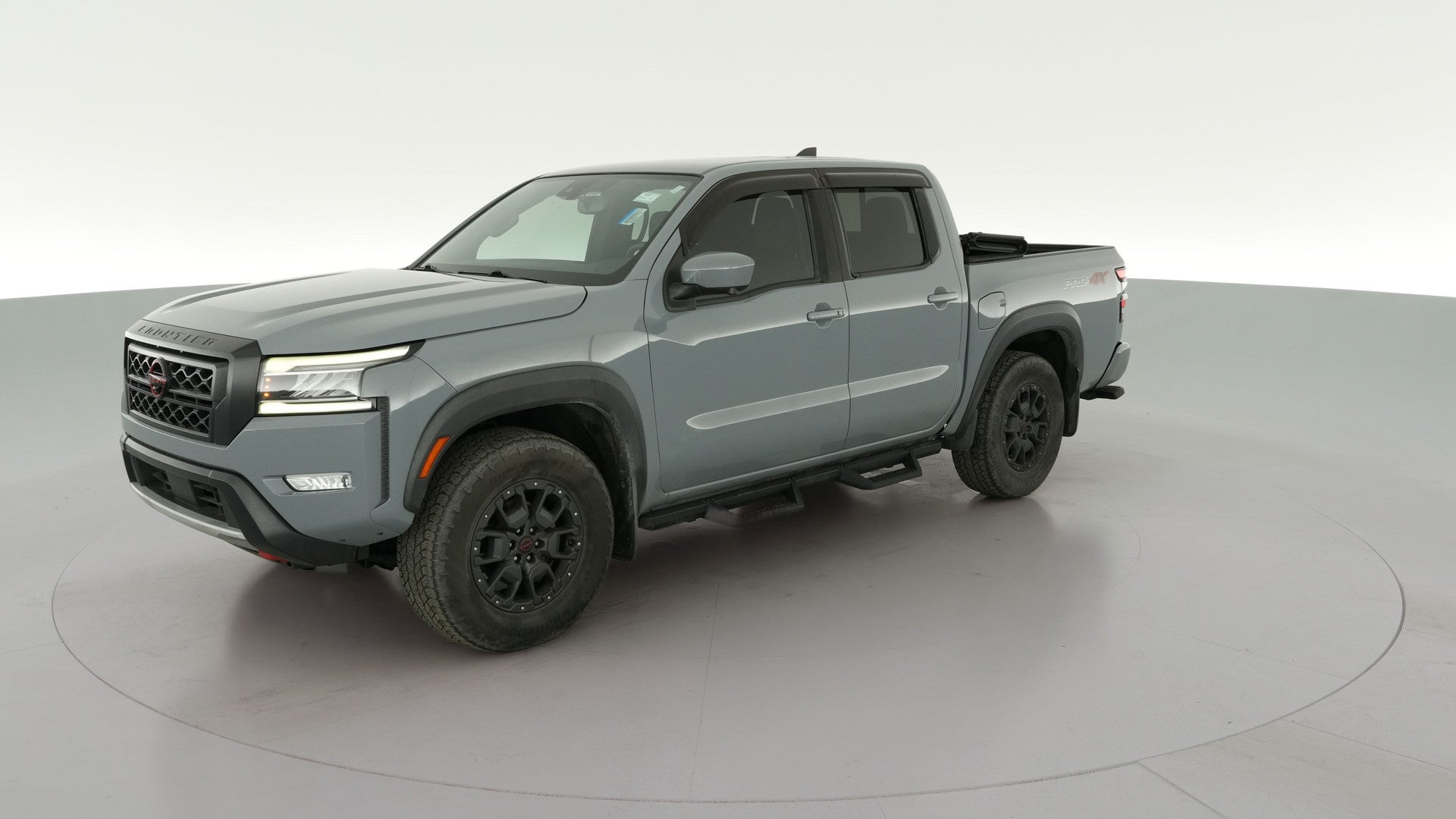 2022 Nissan Frontier Crew Cab vehicle photo